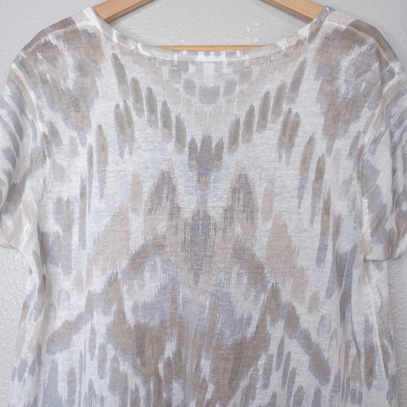 Kinross 100% Linen V-Neck Artsy Watercolor Short-Sleeve Coastal Blouse - Picture 6 of 9